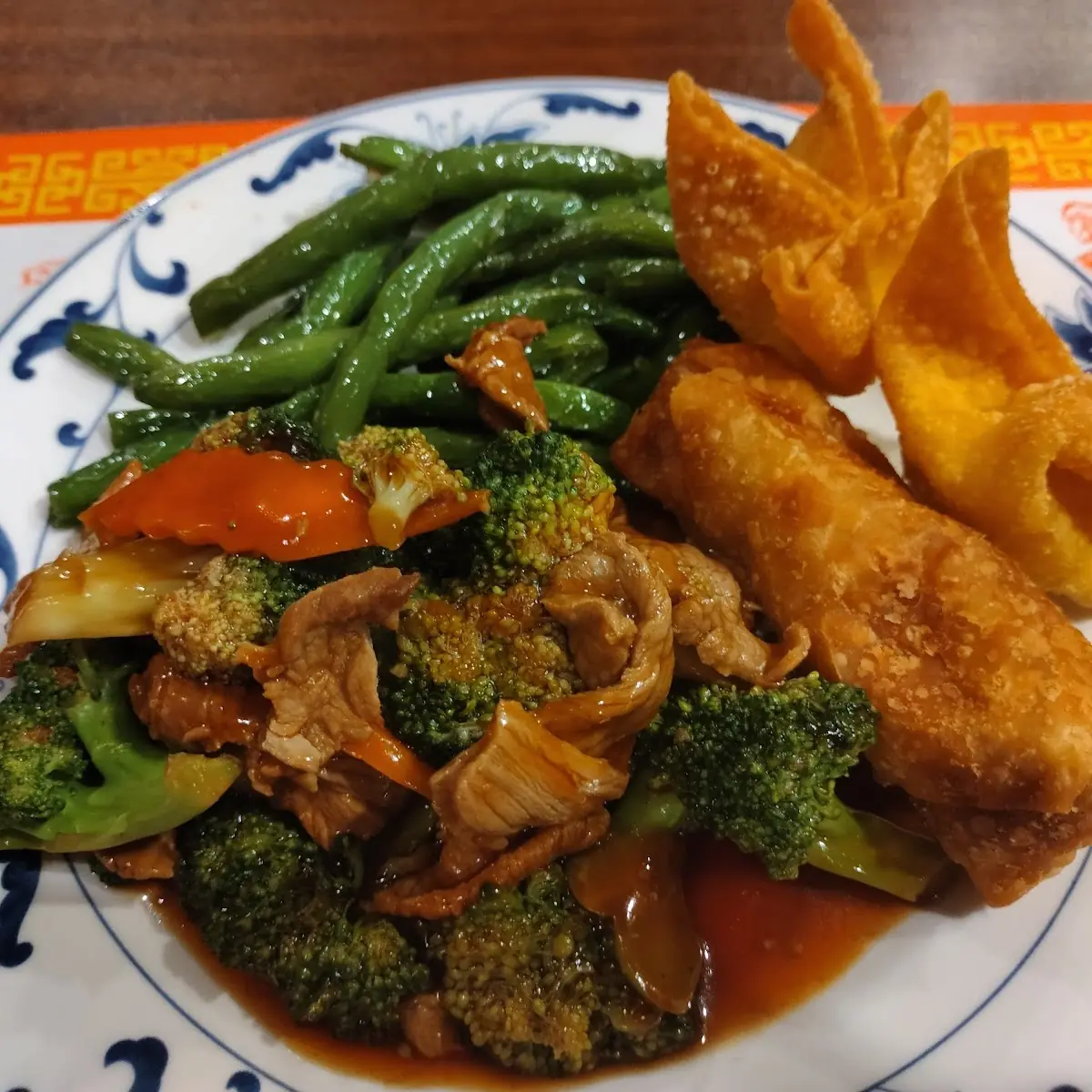 Beef & Broccoli Green Beans Crab Rangoon & Egg Roll