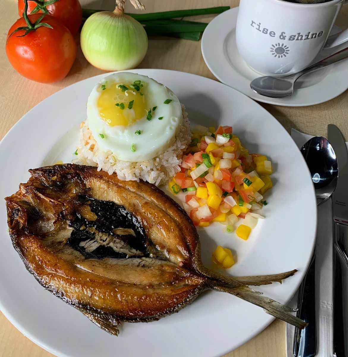 Daing Na Bangus, Rise N' Shine - Forest Lawn
