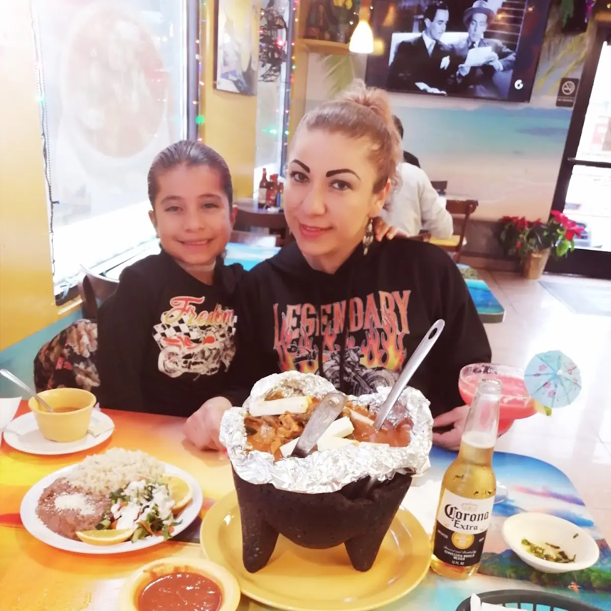 Molcajete Mariscos