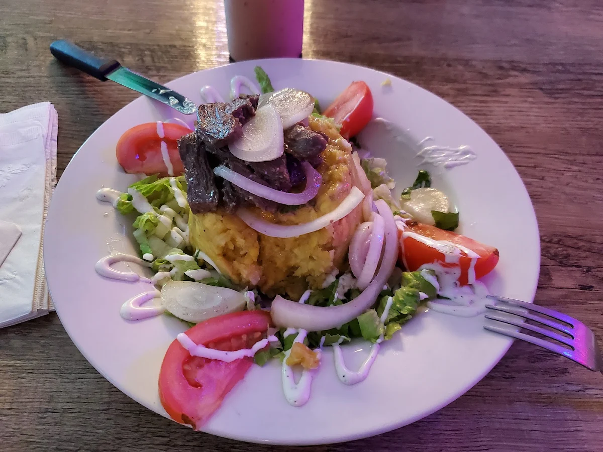Mofongo Relleno Churrasco