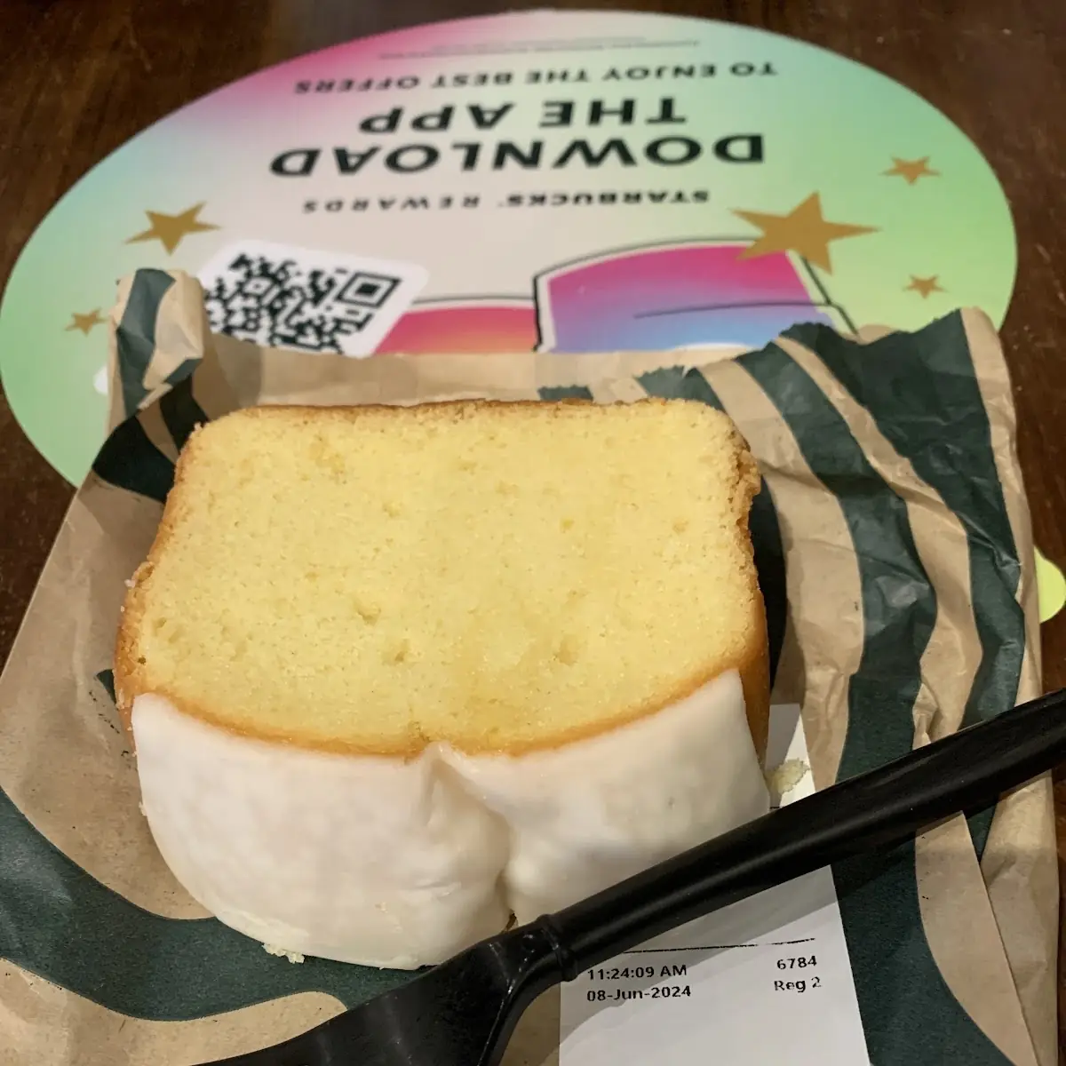 Iced Lemon Pound Cake