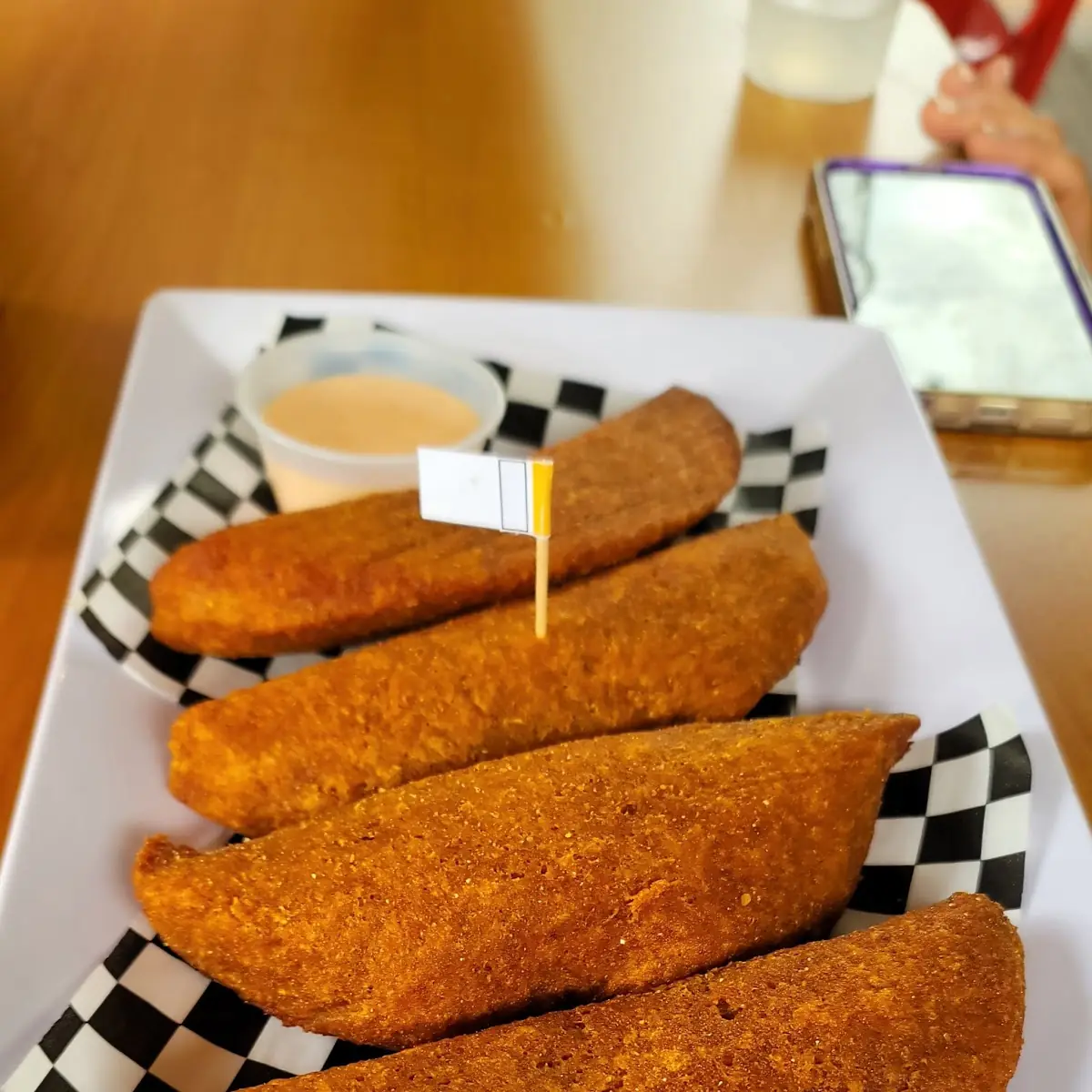 Alcapurrias De Corned Beef