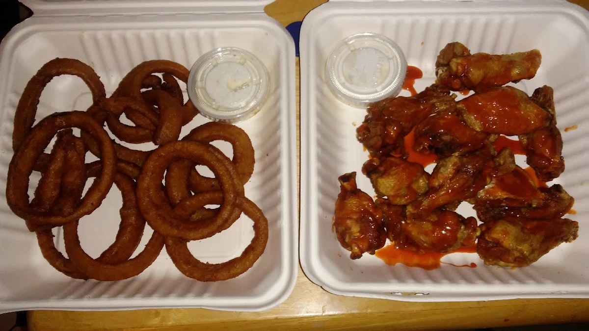 Wings N Onion Rings