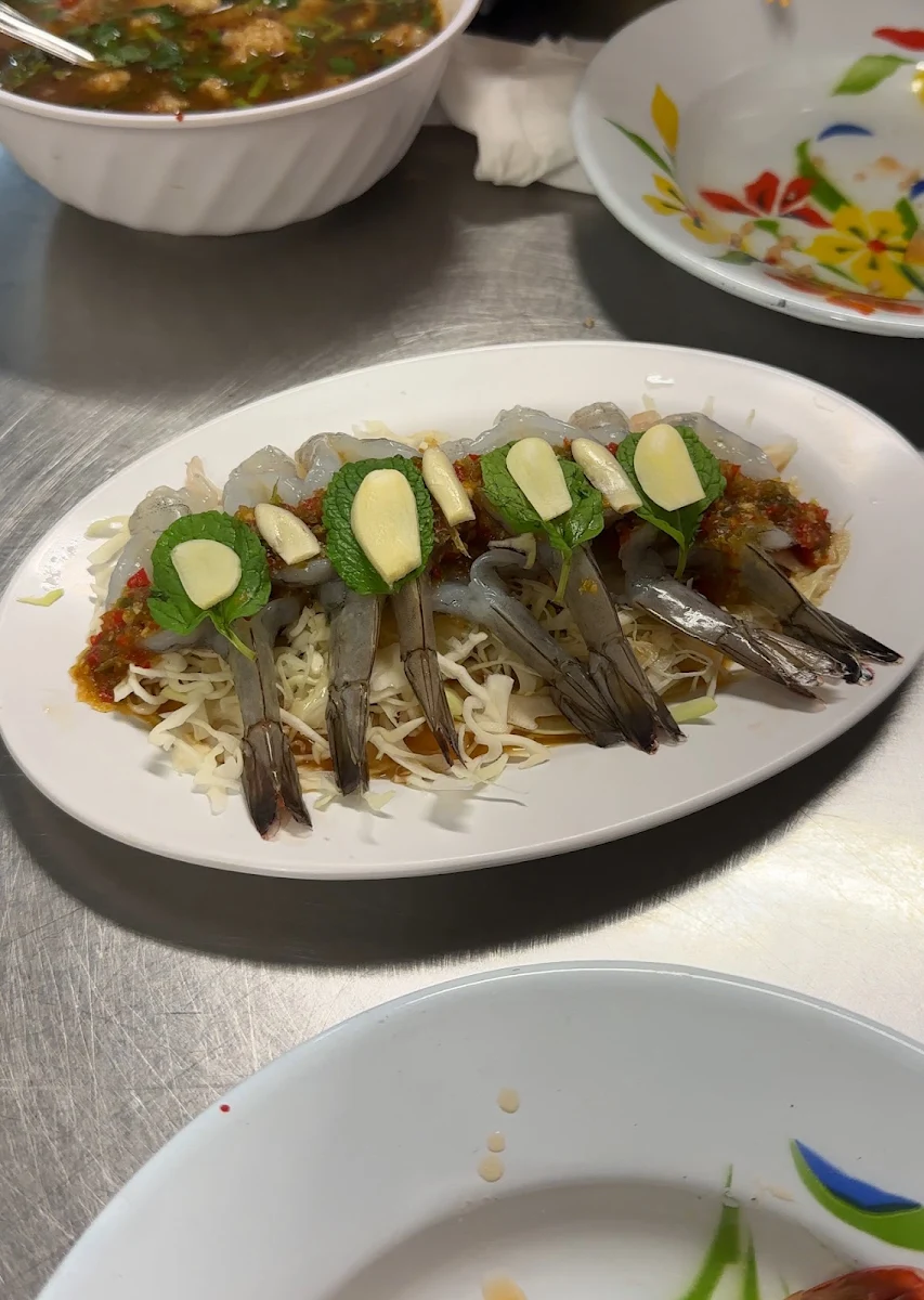 raw prawns with spicy seafood sauce กุ้งแช่น้ำปลา, Nana Thai
