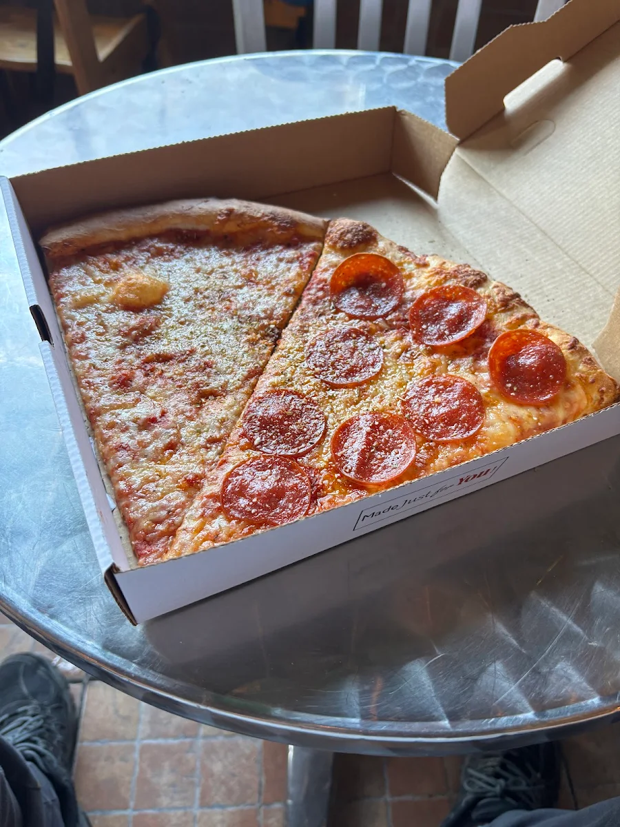 Pepperoni Pizza Slice - Slice