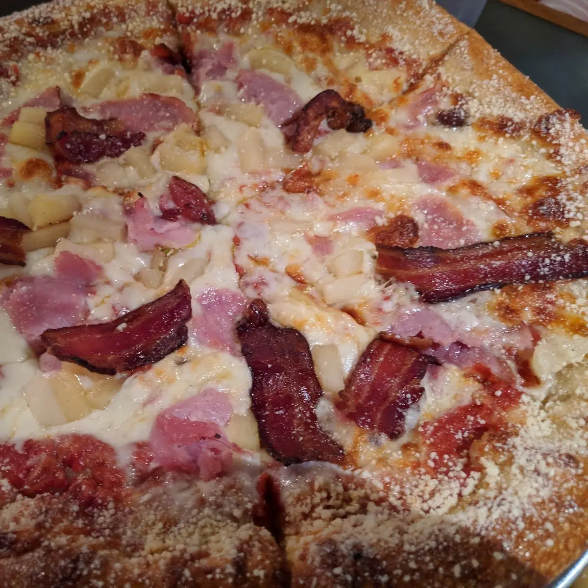 Hawaiian Pizza