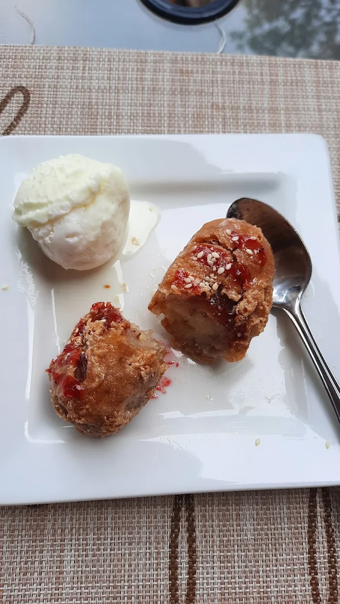 Crème Glacée Frite Fried Ice Cream, Restaurant Jardin des Délices
