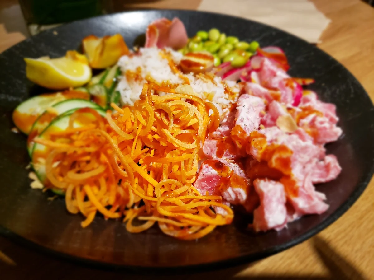 Tuna Poke Bowl, Artisans