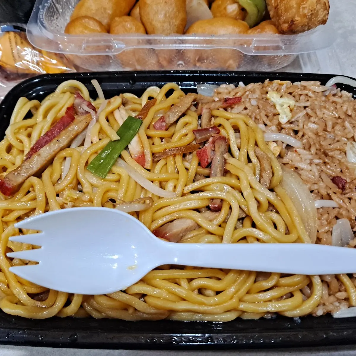 Curry Roast Pork Lo Mein
