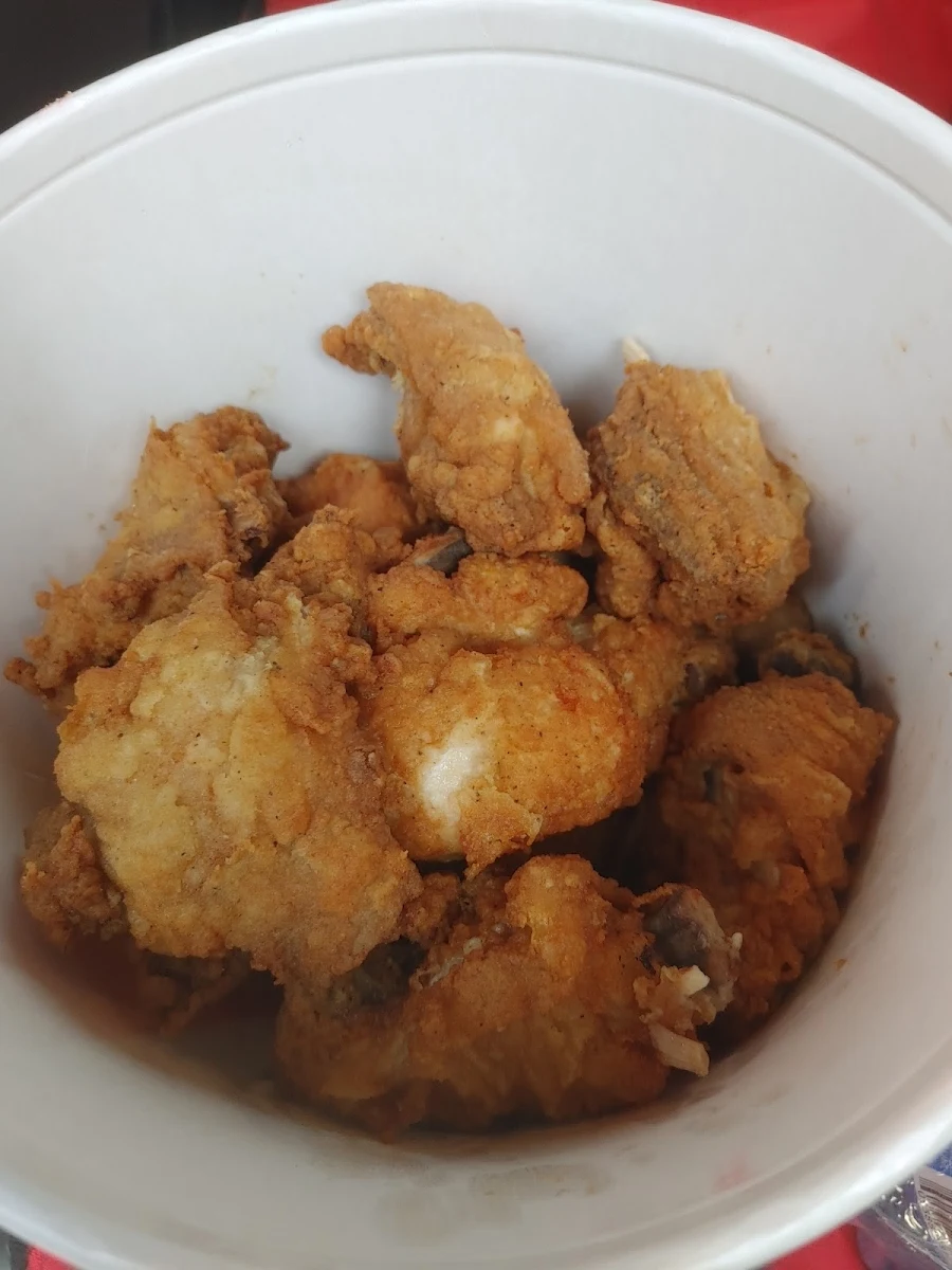 Fried Chicken 18 Piece Bucket, KFC