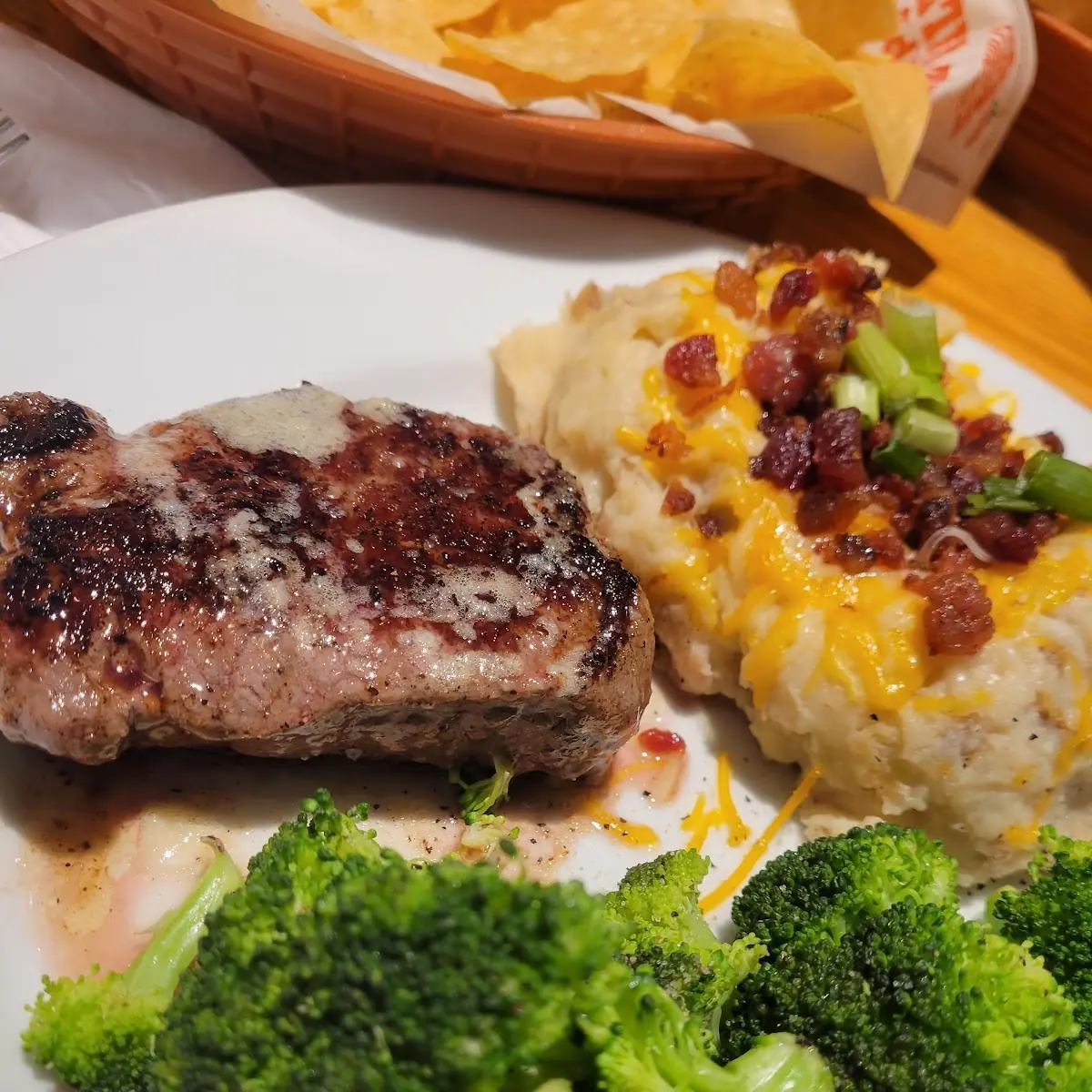 Sirloin Steak Broccoli Loaded Mashed Potatoes