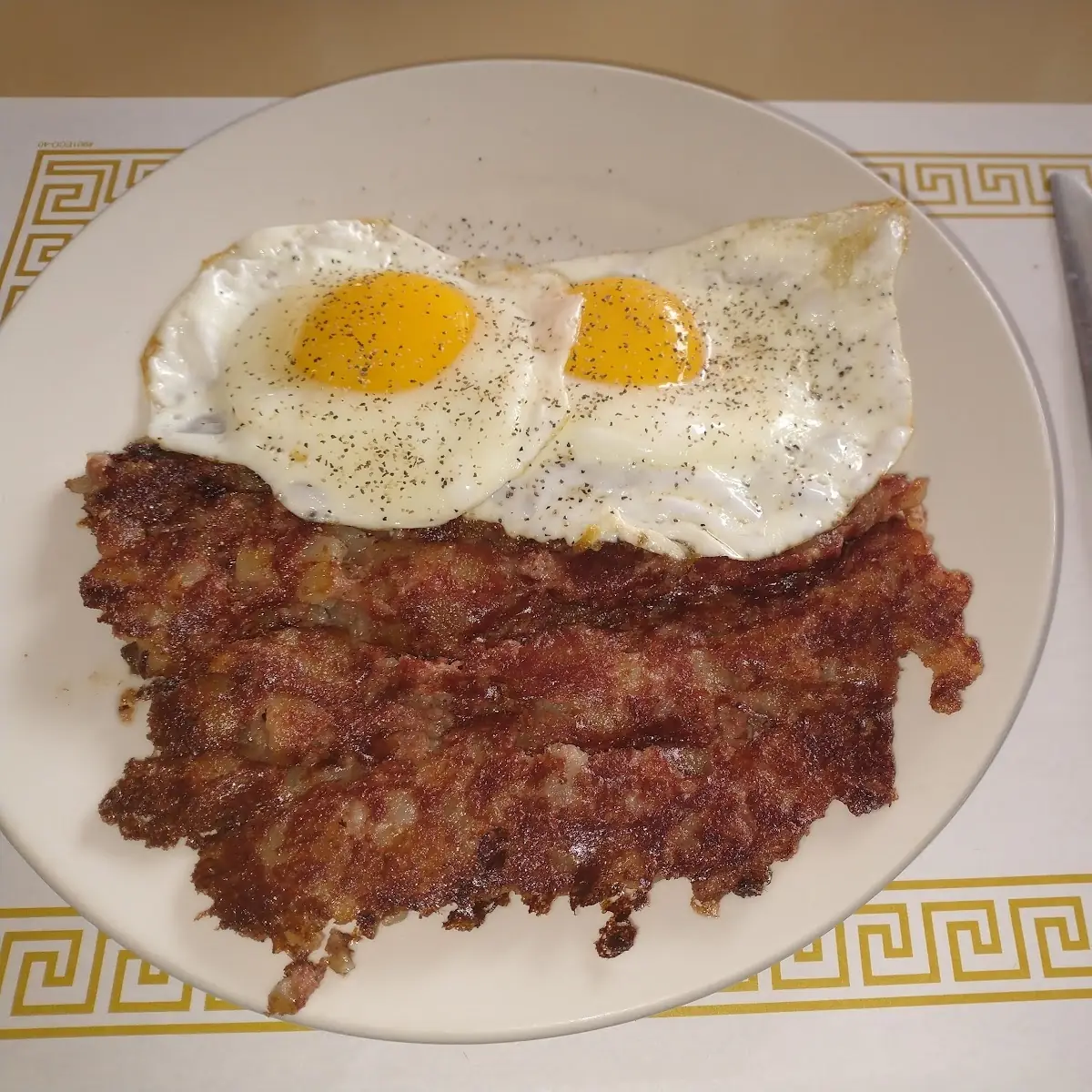 Eggs, Corned Beef Hash, and Toast