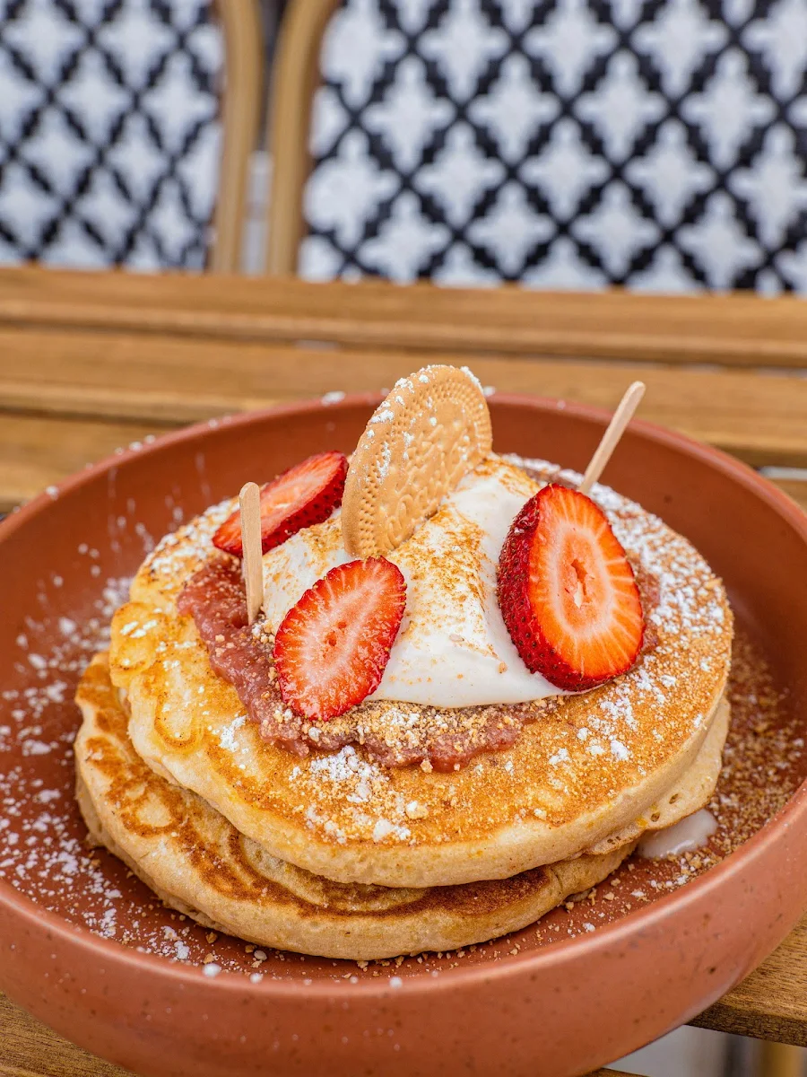 Strawberry Cheesecake Pancakes