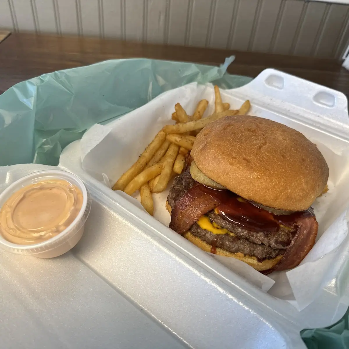 Wonton Burger Combo