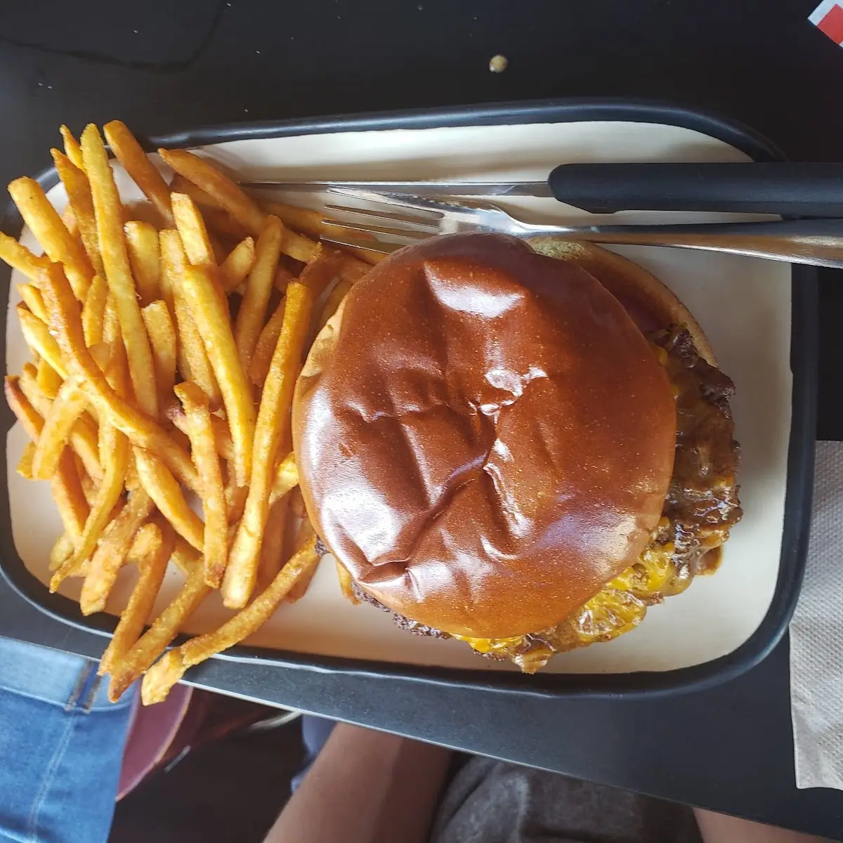 Chili Cheese Burger