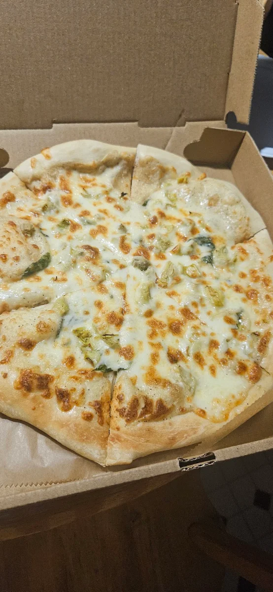 Spinach Artichoke Pizza