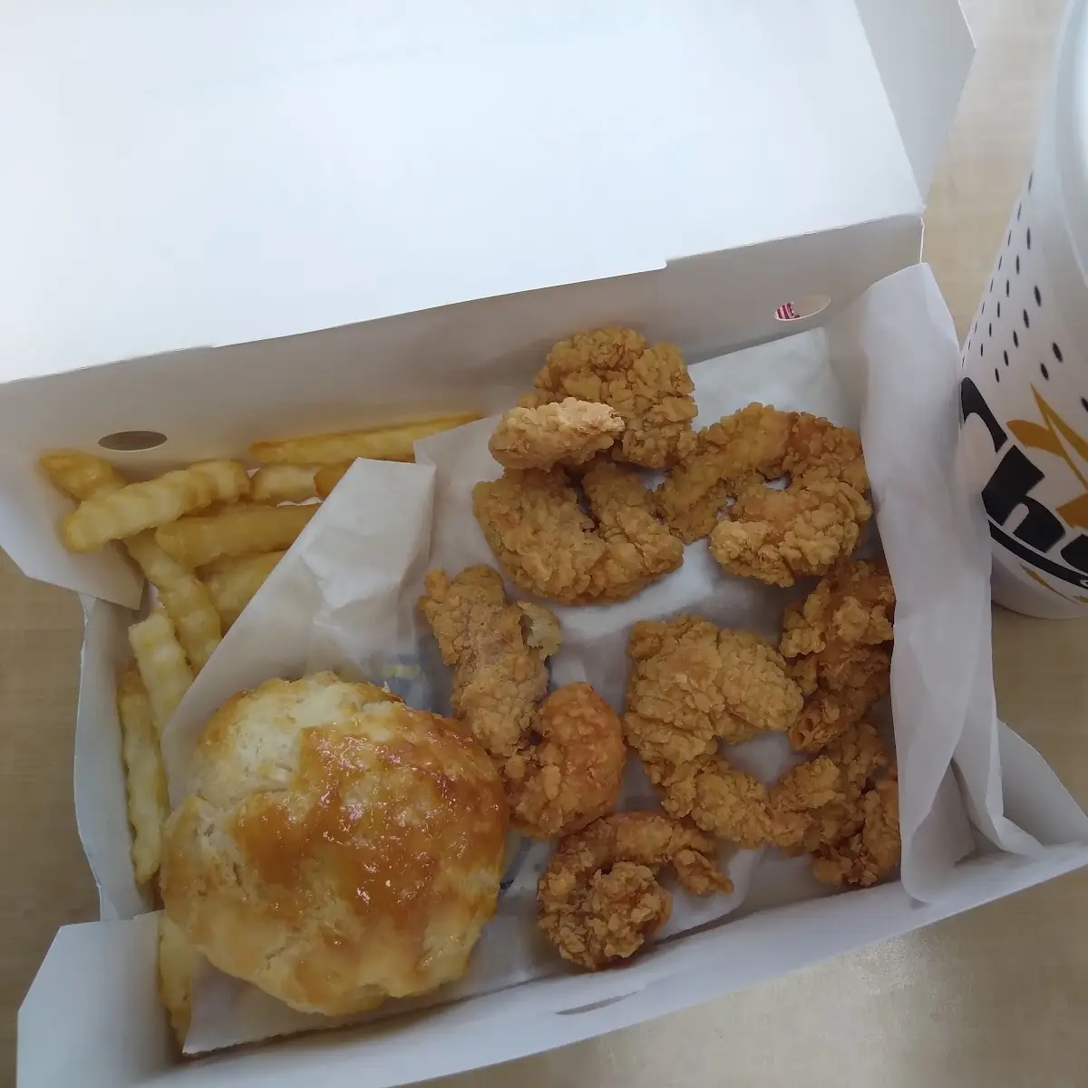 8pc Butterfly Shrimp Meal Combo
