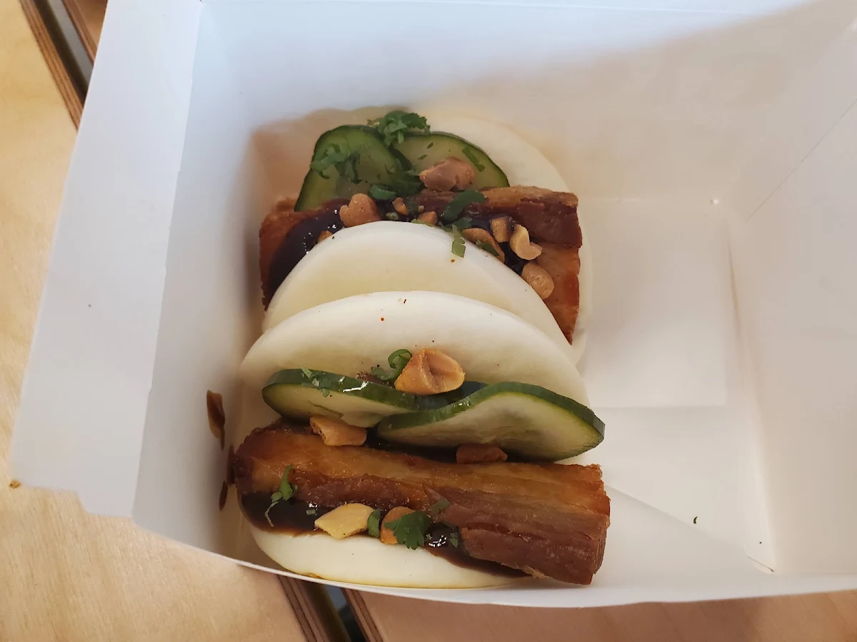Steamed Buns Pork Chops