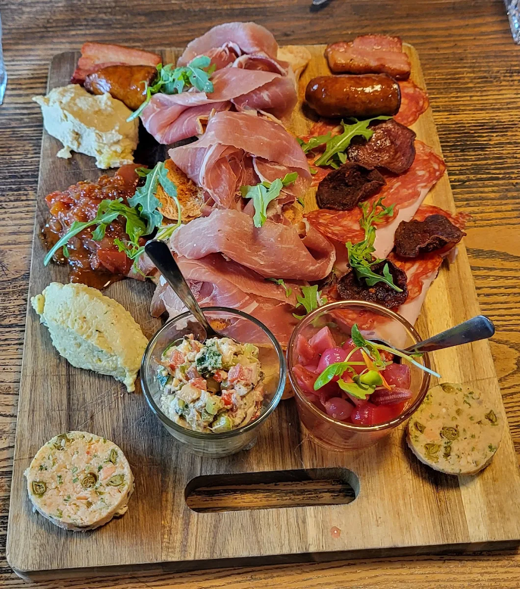 Tasters Plate, Magia Restaurant & Garde-Manger