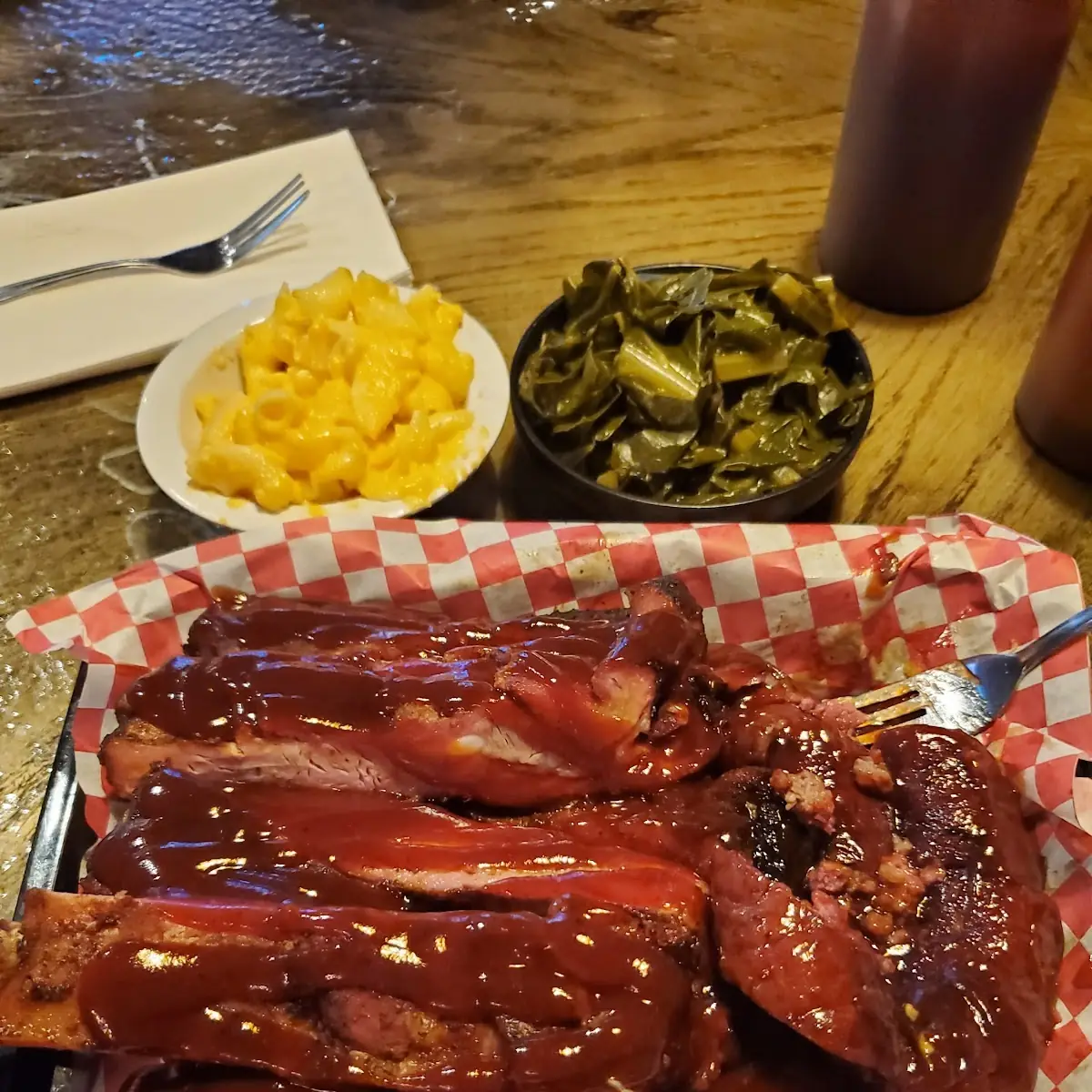 BBQ Platter and 2 Sides
