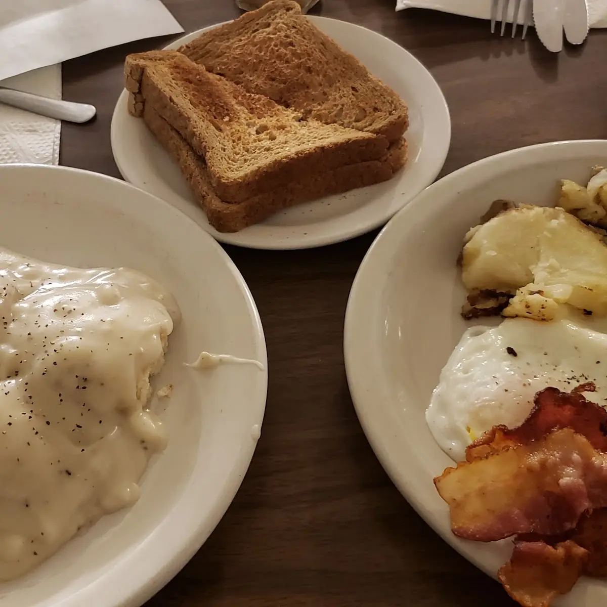 1 2 Order of Biscuits & Gravy