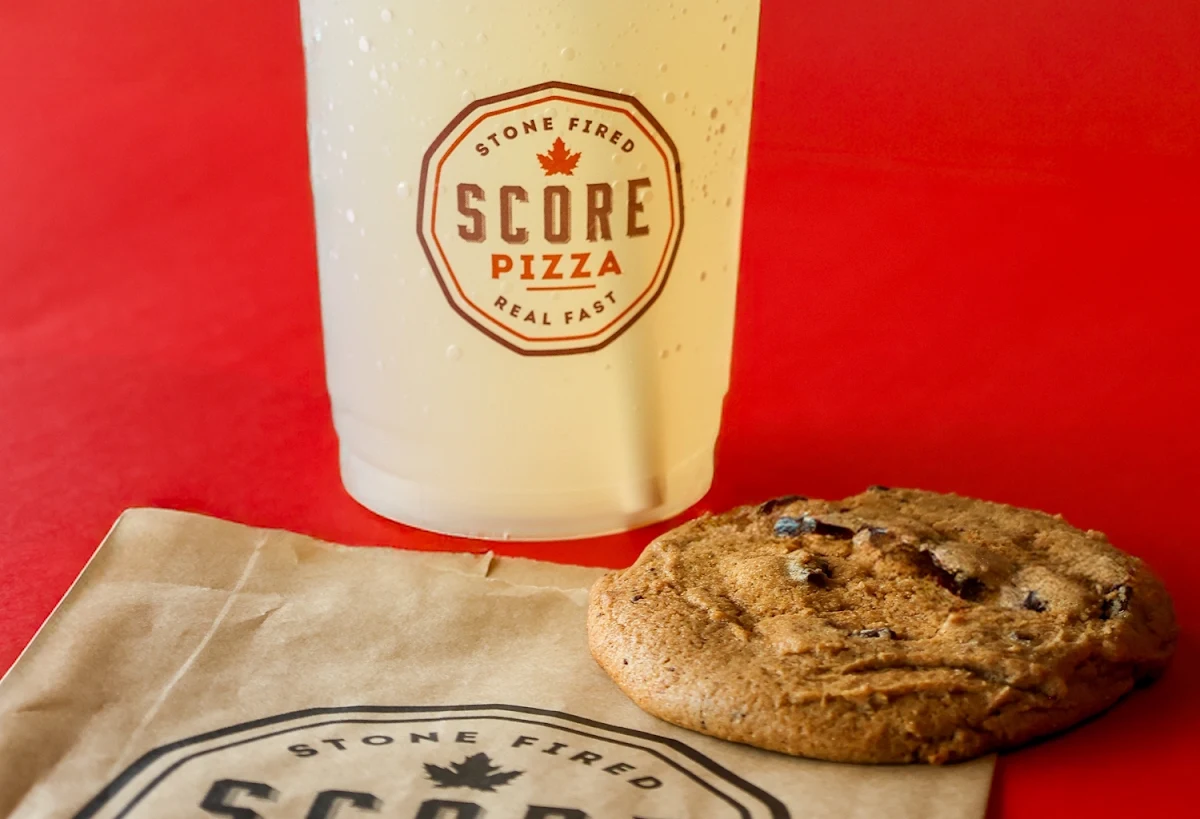 Signature Pizza Drink Dip & Cookie, Score Pizza