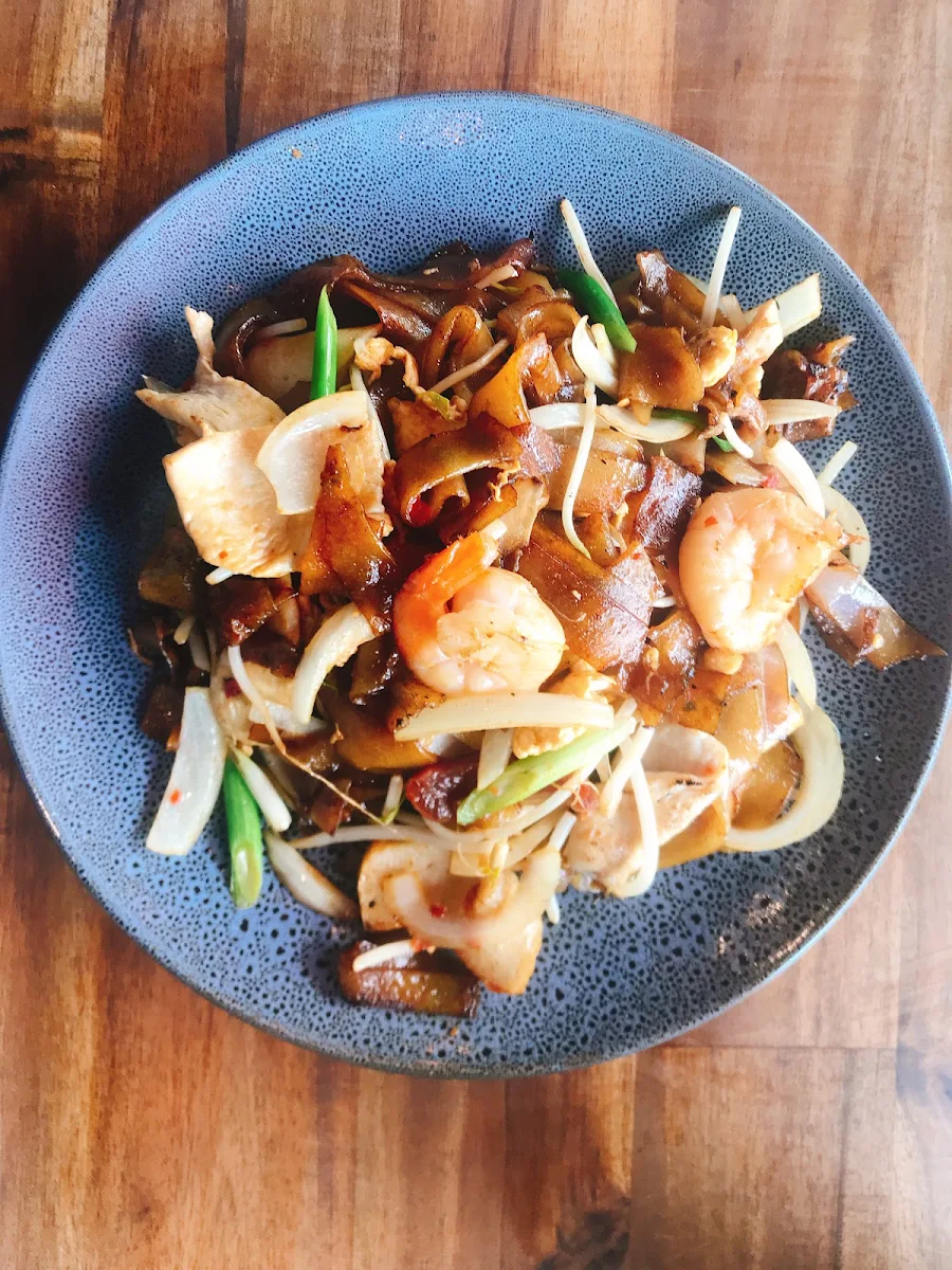 Beef Fried Hor Fun 750ml, Tasty Asian