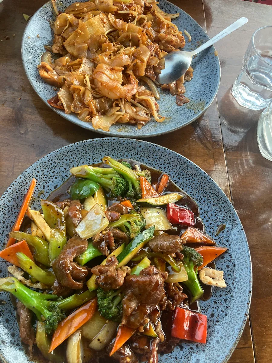 BN7 Stir Fried Beef & Seasonal Vegetable, Tasty Asian