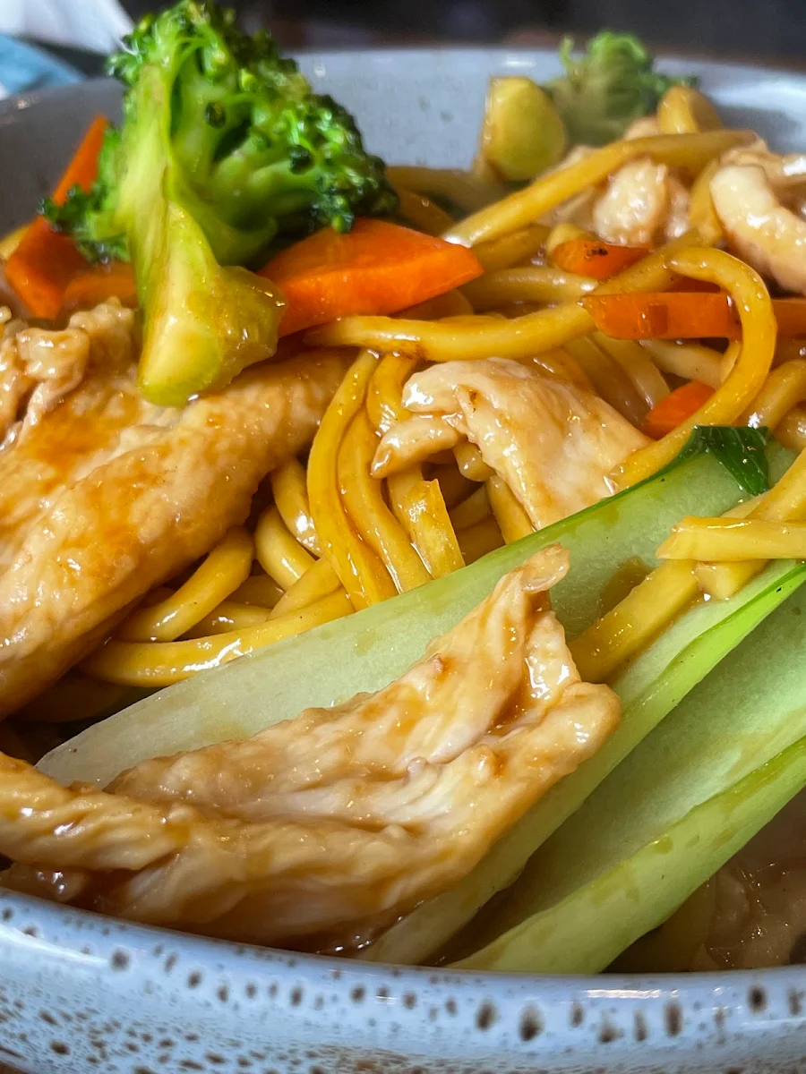 Satay Chicken with Hokkien Noodle 750ml, Tasty Asian
