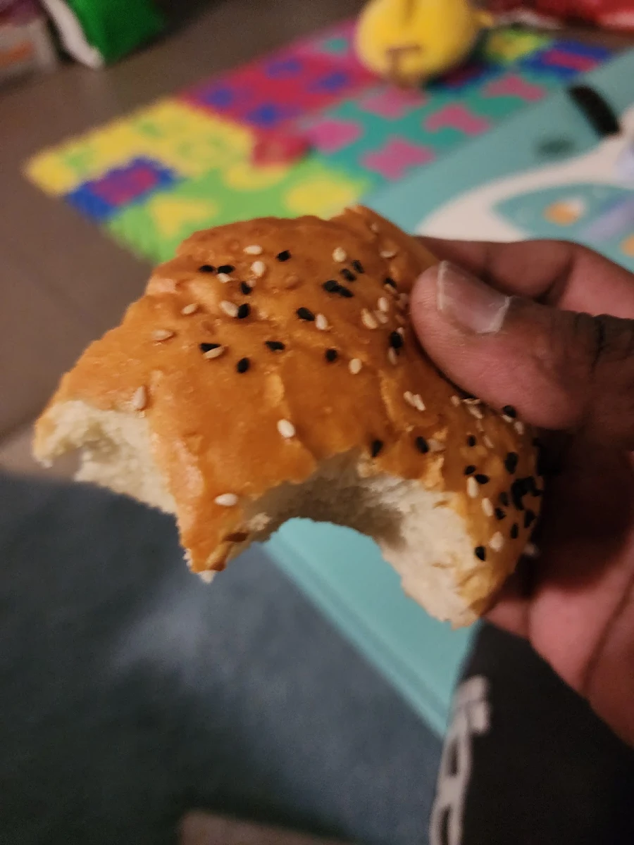 Chicken Bun Still Expecting Filling, Dhaka Delight