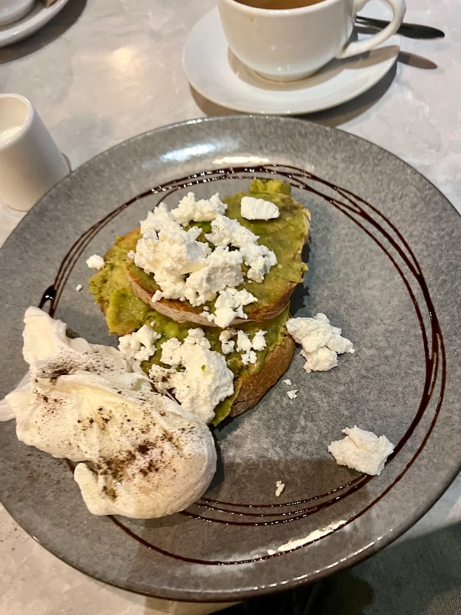 Smashed Avo, Cocoa & Bean