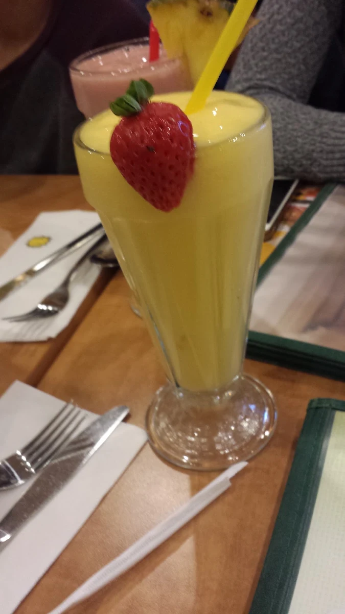 Mango Banana Smoothie, Cora's Breakfast & Lunch