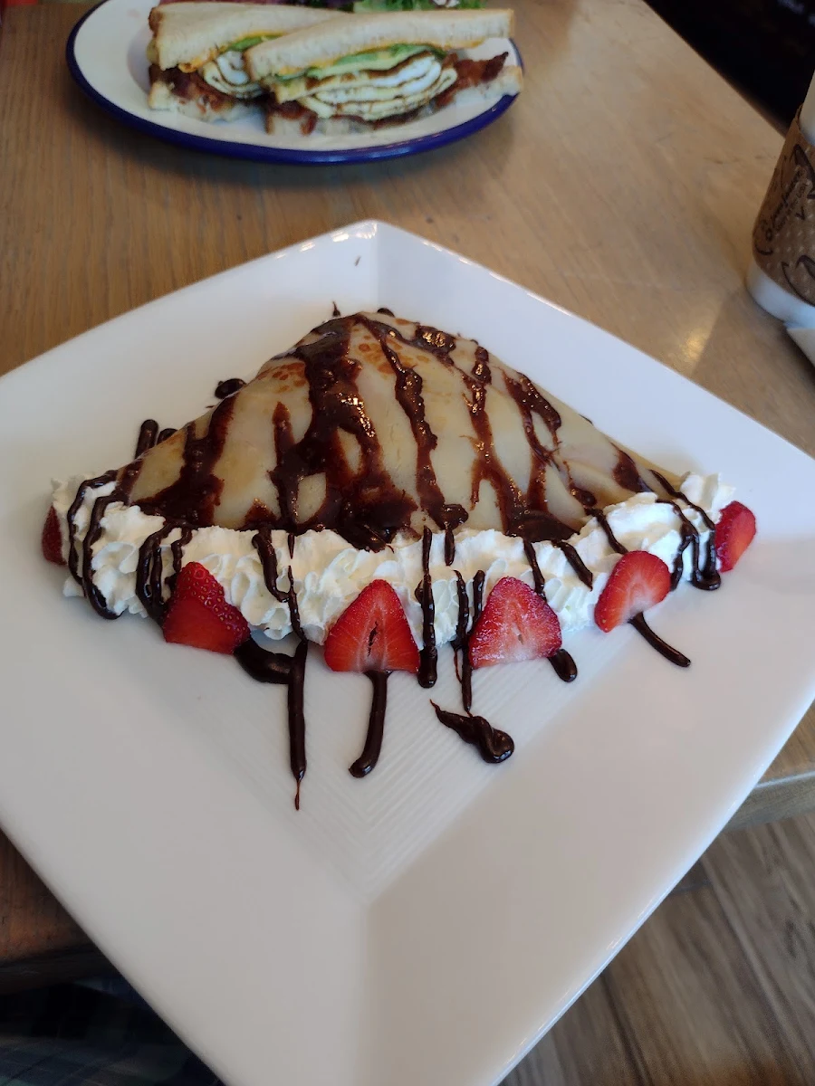 Strawberry Banana Crepes