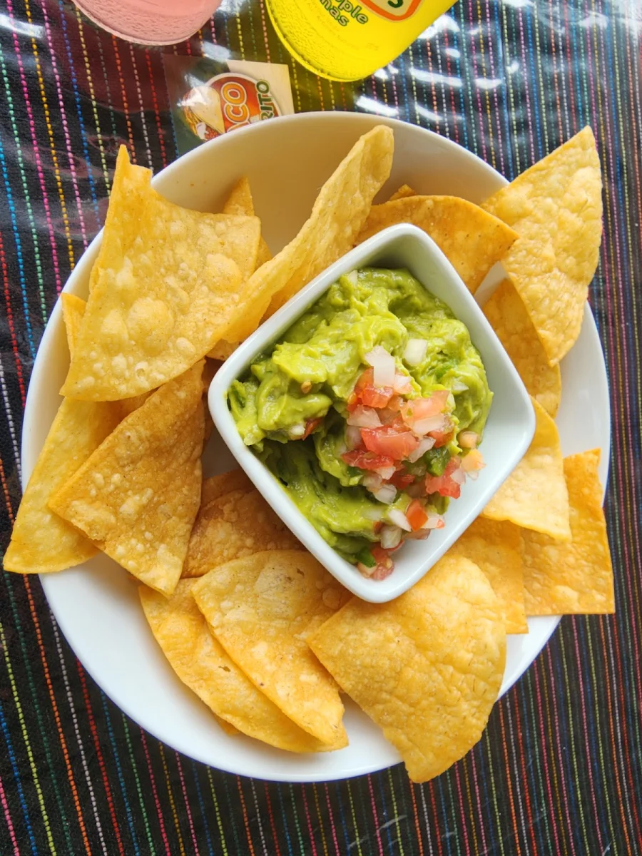 Guacamole, Taco & Burrito