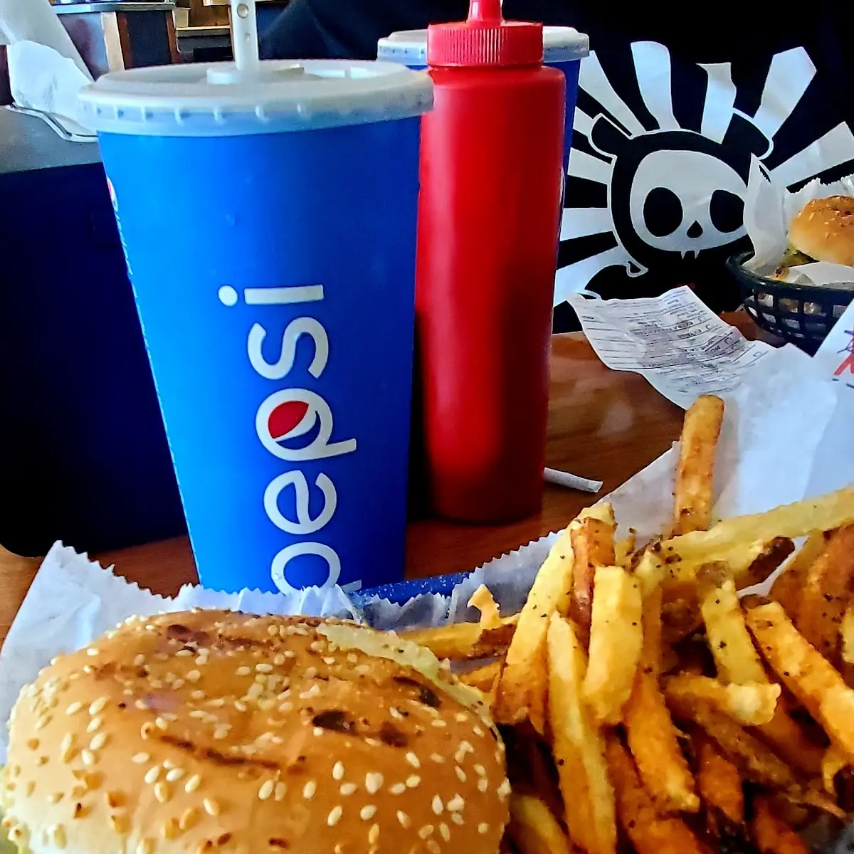 8oz Cheeseburger Combo