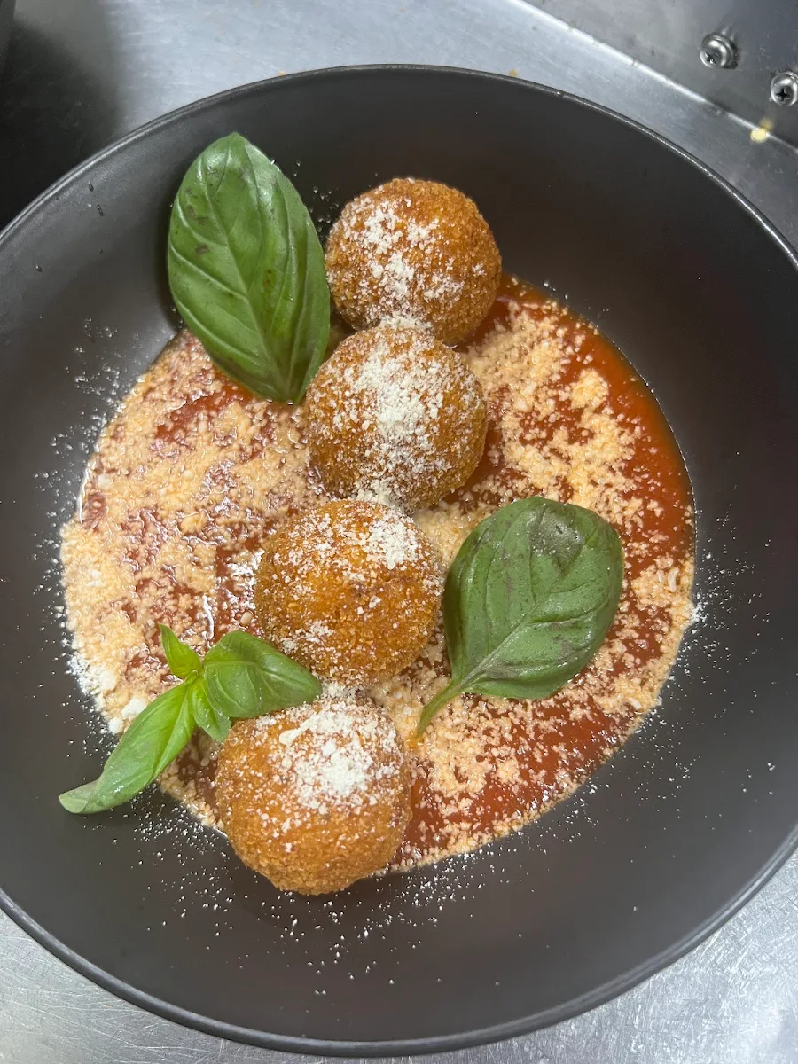 Highlights, Golden Brew Cafe Mornington