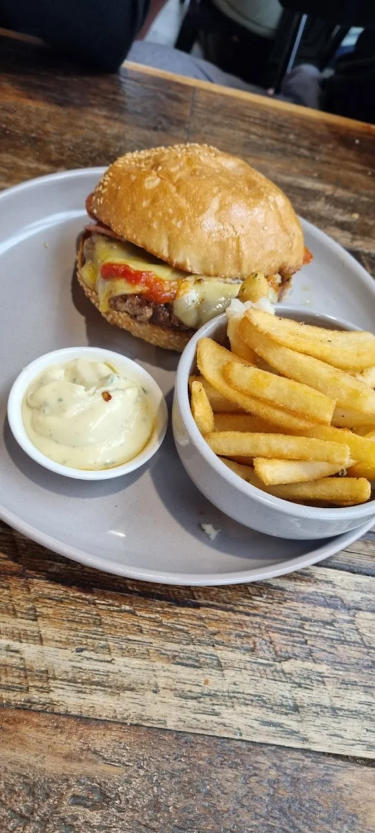 Highlights, Golden Brew Cafe Mornington