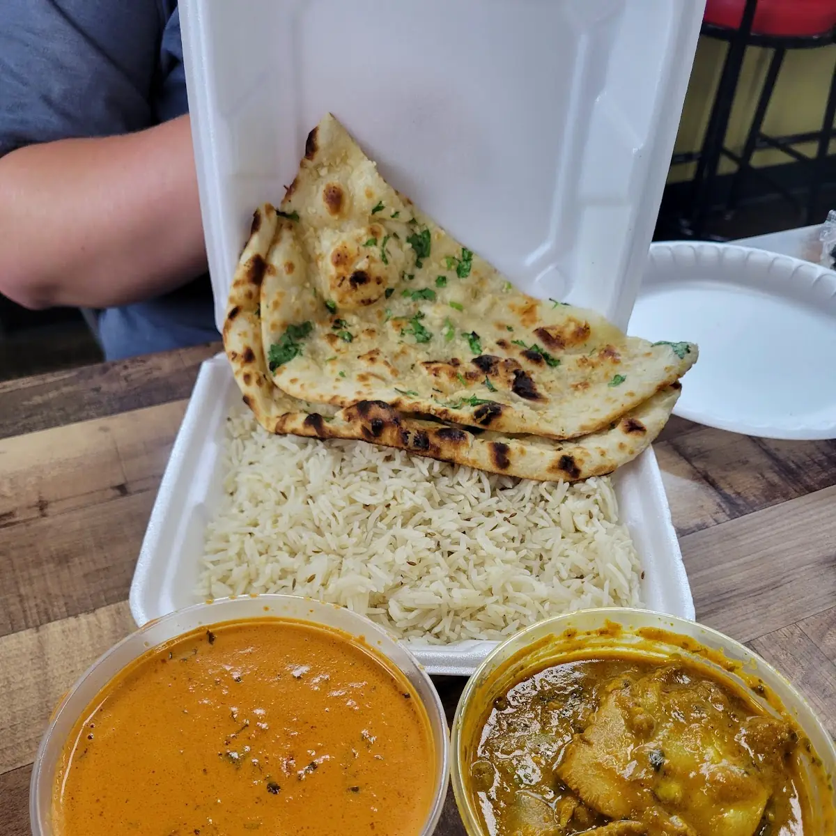 Butter Chicken Rice & Garlic Naan