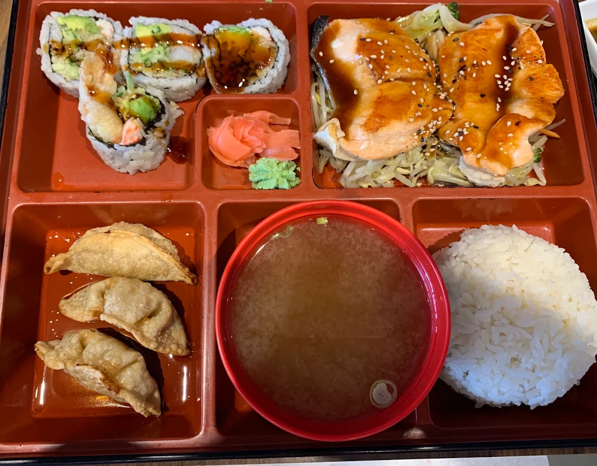 Salmon Bento
