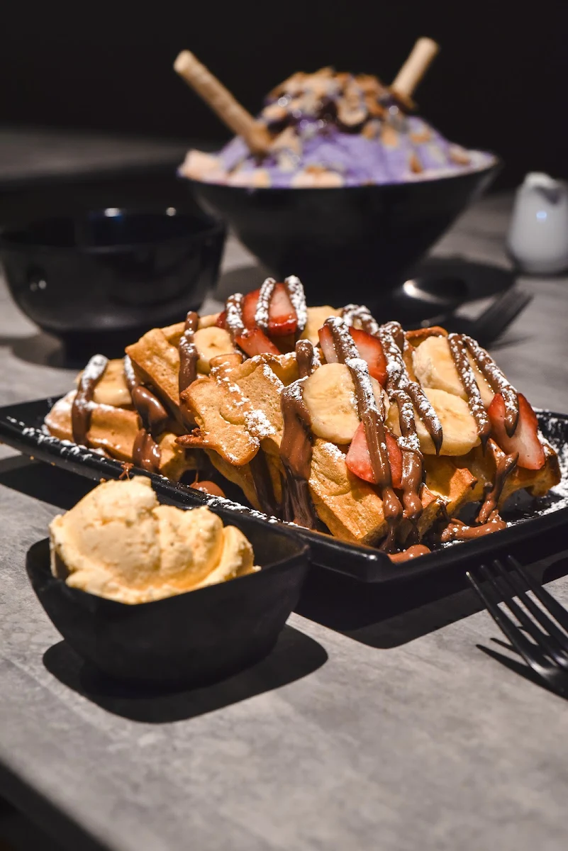 Nutella Strawberry Banana Waffle, Bingsoo Desserts Springvale