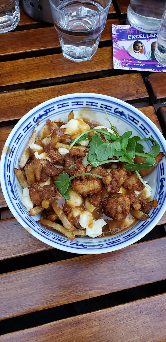 Poutine Au Poulet 5 Épices