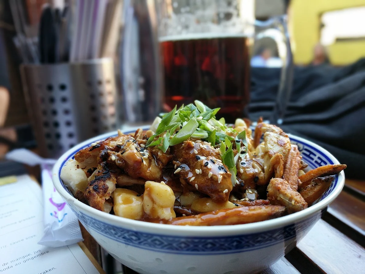 Poutine Au Poulet Tandoori