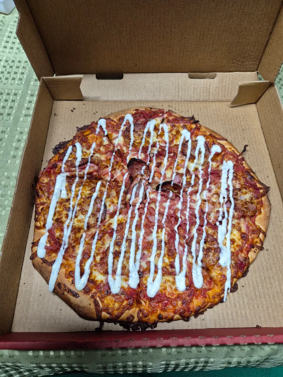 Highlights, Mamma Mia Pizzeria