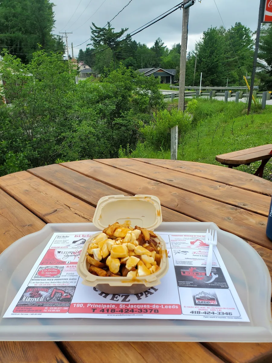Poutine Régulière, Casse-Croûte Chez Pat