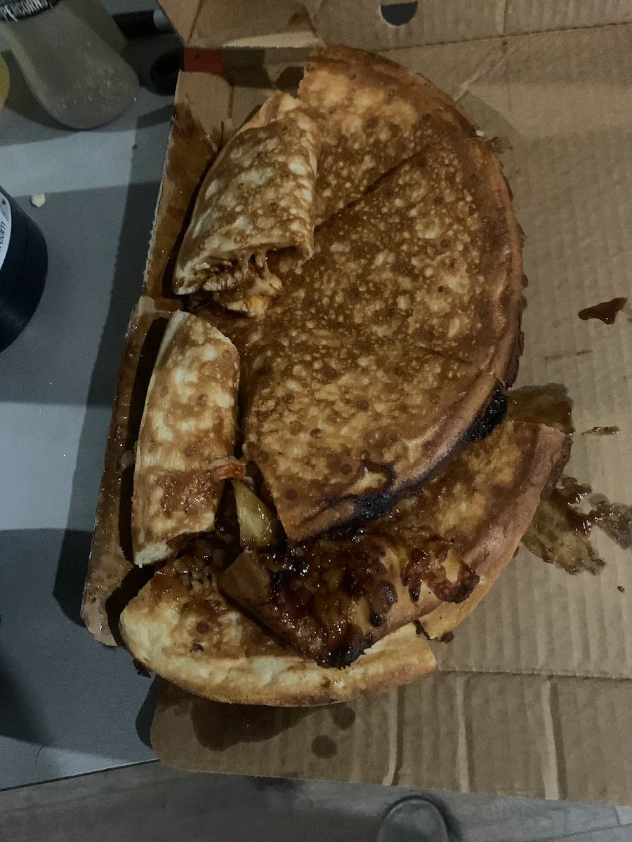 Highlights, Maseys Pizza
