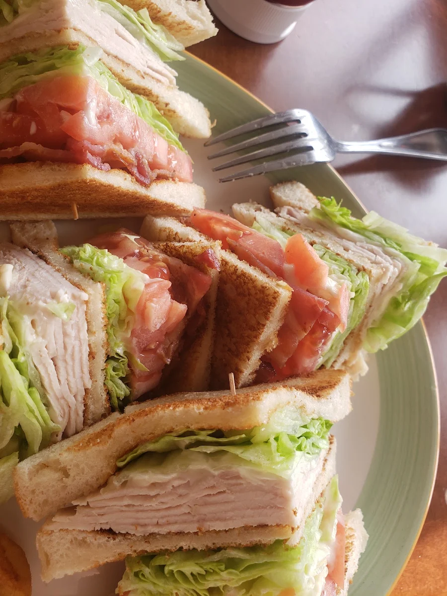 Highlights, PJ's Restaurant Dining Lounge