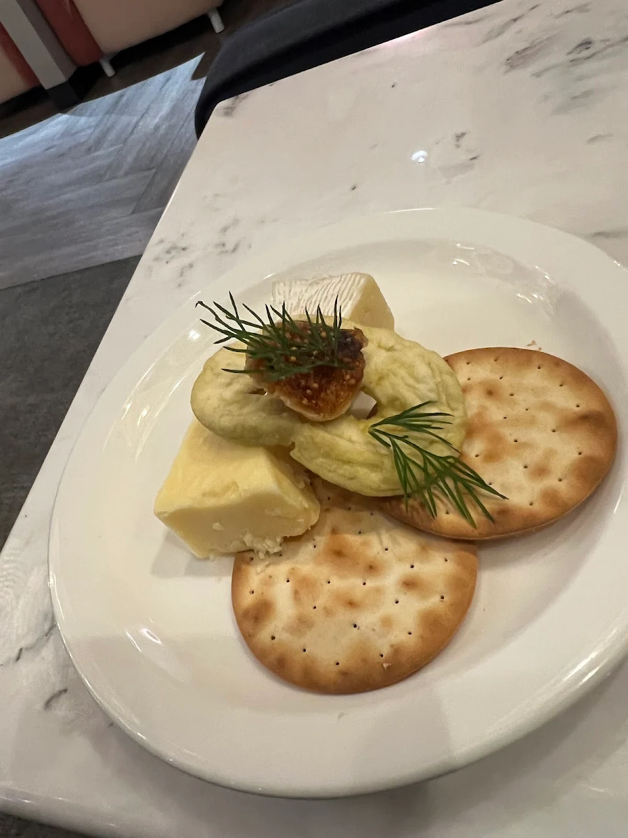 Cheese with Cracker, Aspire Lounge International Terminal 1, Perth Airport