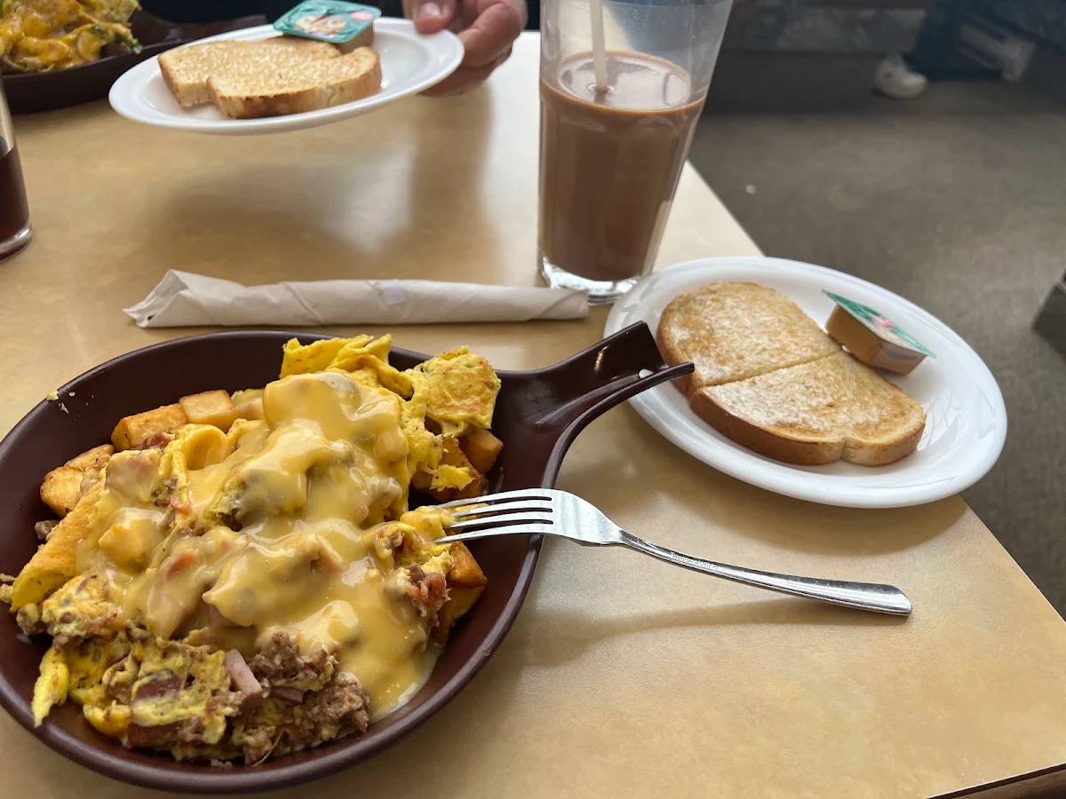Famous Cowboy Breakfast Regular Size, Humpty's Big Plate Diner