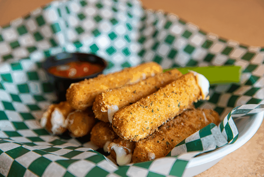 Highlights, Humpty's Big Plate Diner