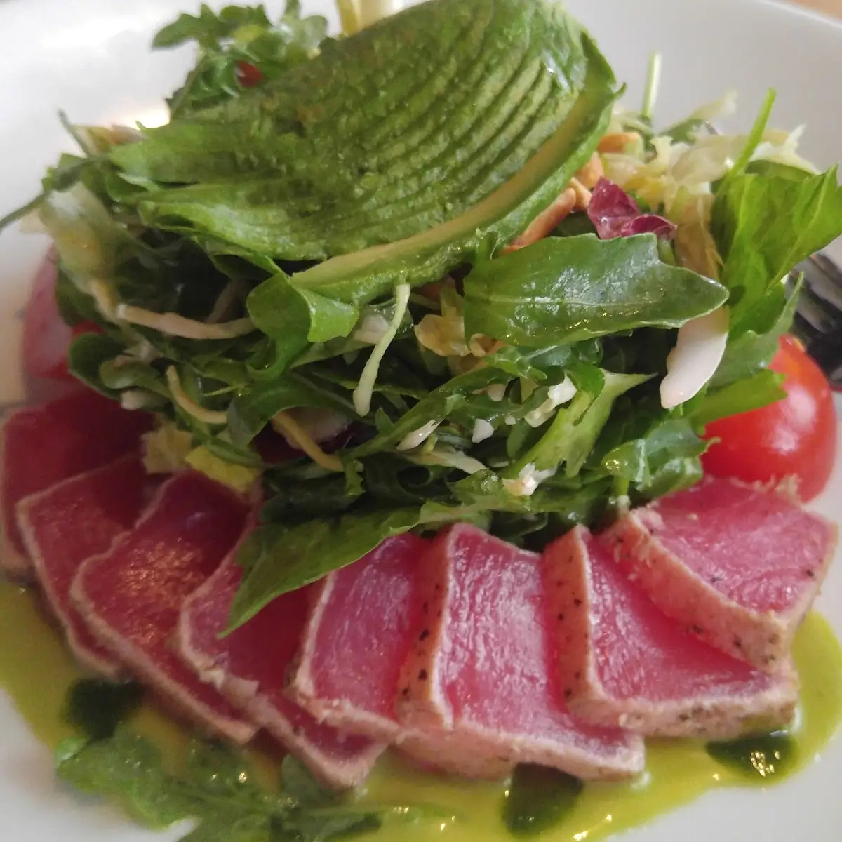 Sashimi Tuna Salad